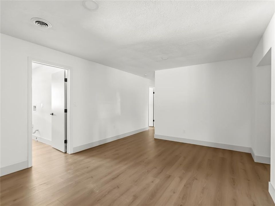 На продажу: $474,900 (3 спален, 2 ванн, 2077 Квадратных фут)