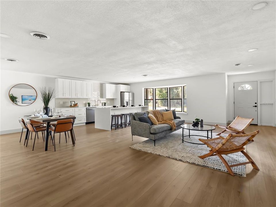 На продажу: $474,900 (3 спален, 2 ванн, 2077 Квадратных фут)