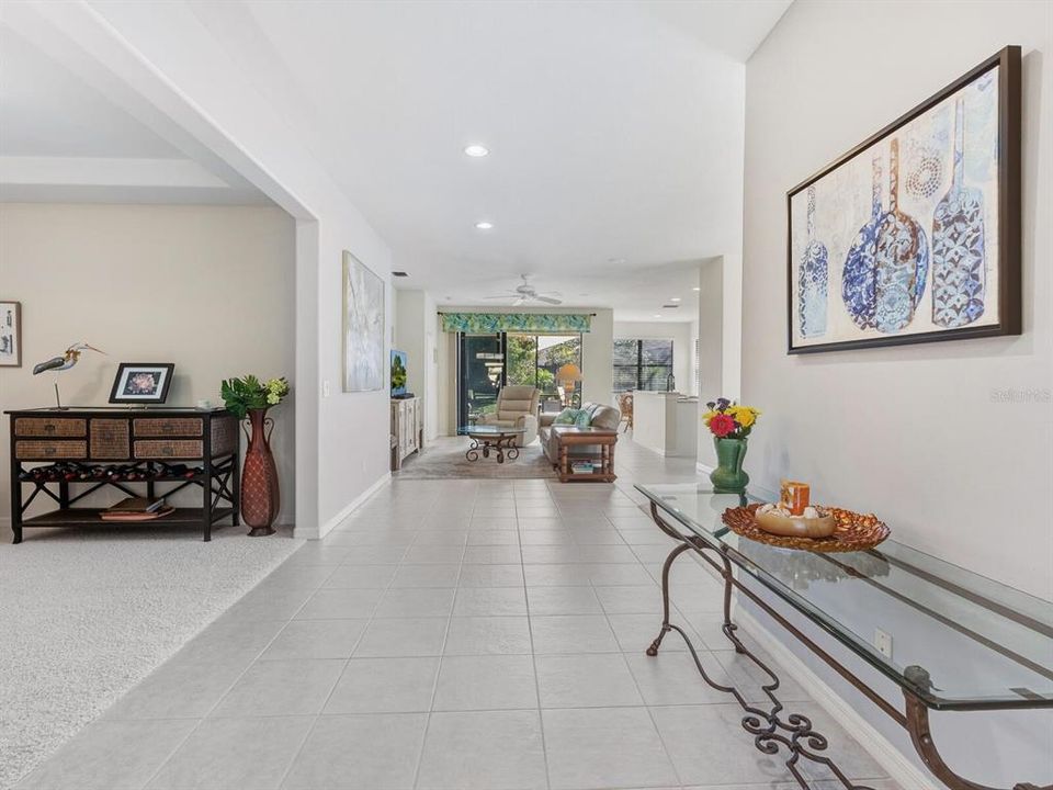 待售: $439,900 (3 贝兹, 2 浴室, 2102 平方英尺)