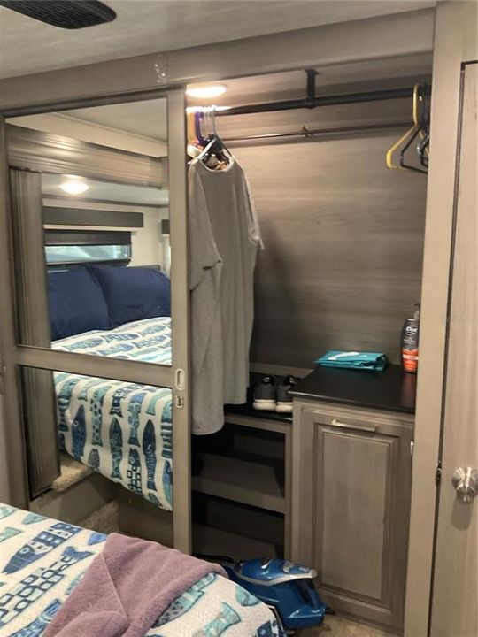 For Sale: $94,500 (1 beds, 1 baths, 308 Square Feet)