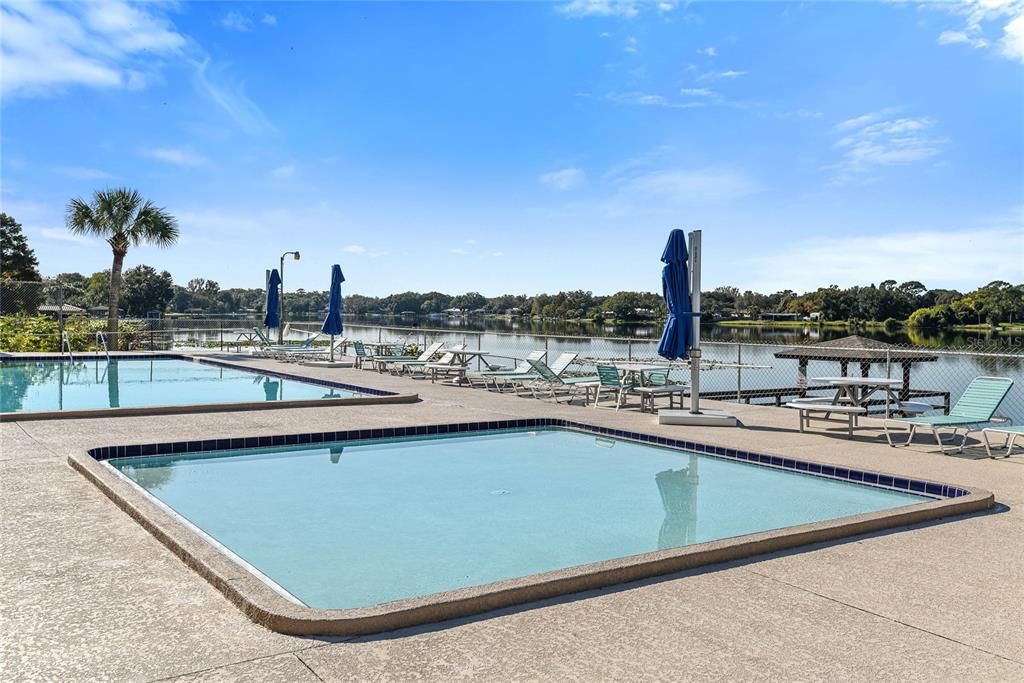 Под контрактом: $285,000 (2 спален, 2 ванн, 1142 Квадратных фут)