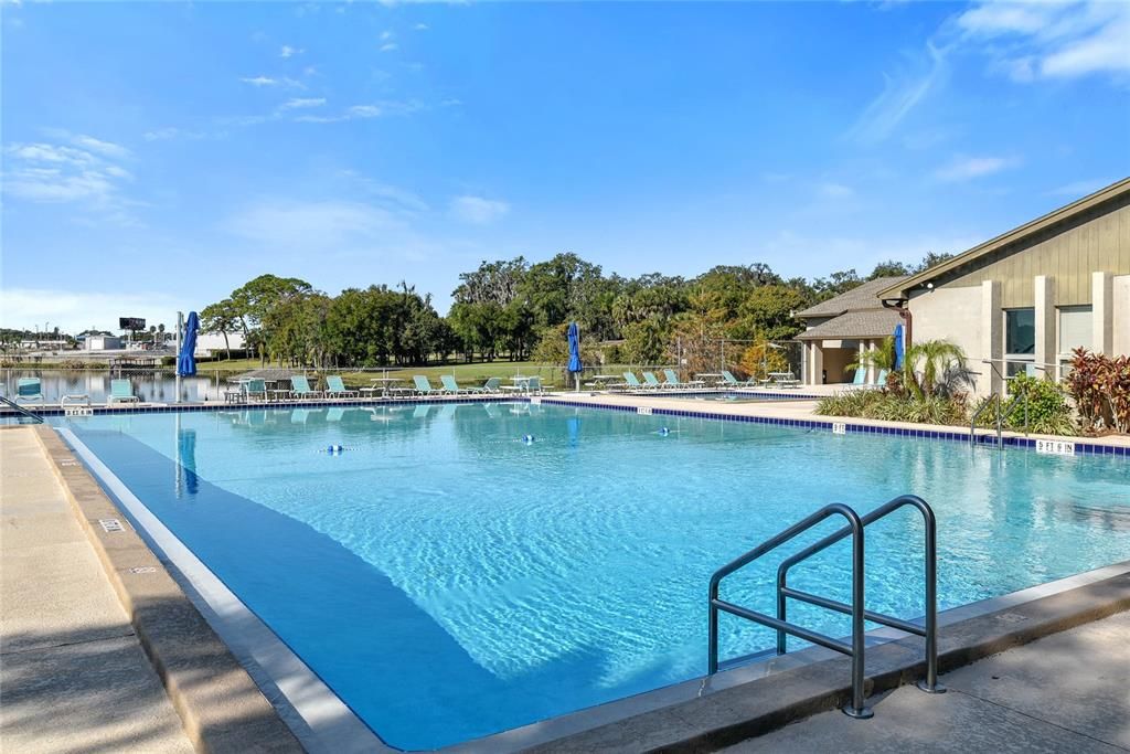 Под контрактом: $285,000 (2 спален, 2 ванн, 1142 Квадратных фут)