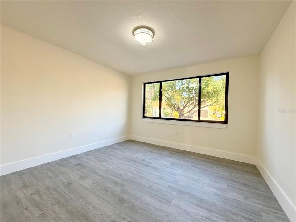 For Sale: $275,000 (3 beds, 2 baths, 1464 Square Feet)