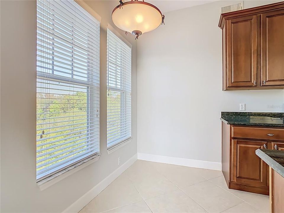 На продажу: $500,000 (3 спален, 2 ванн, 1940 Квадратных фут)