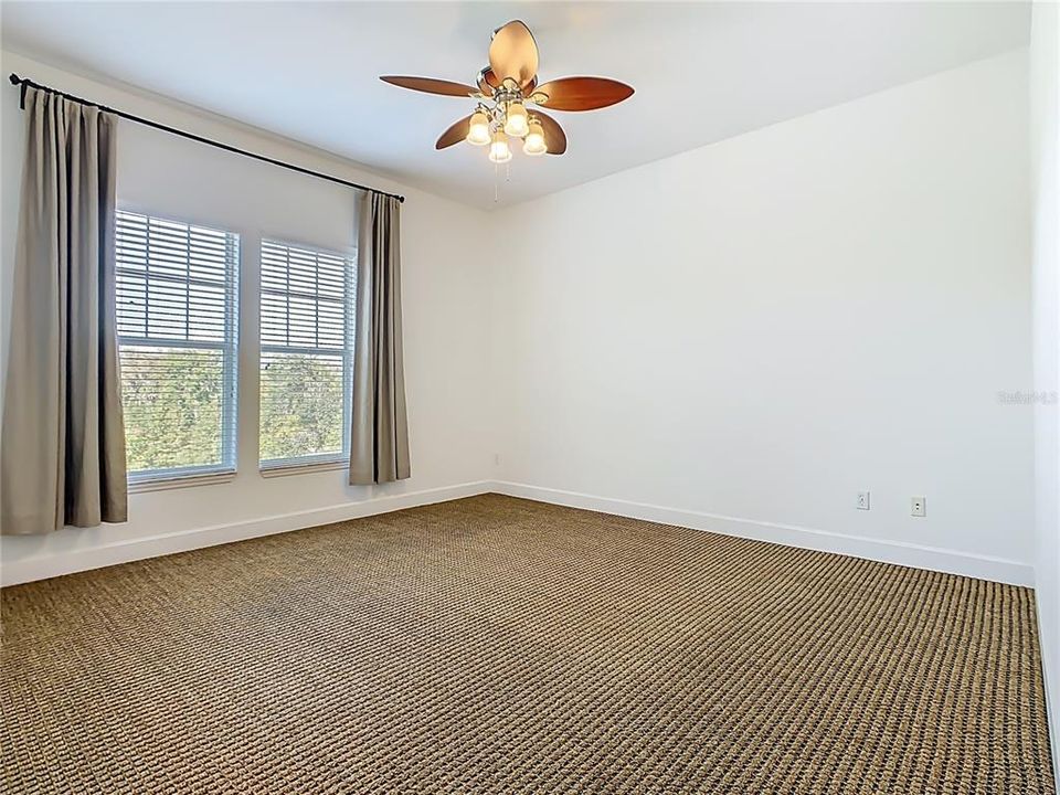 На продажу: $500,000 (3 спален, 2 ванн, 1940 Квадратных фут)