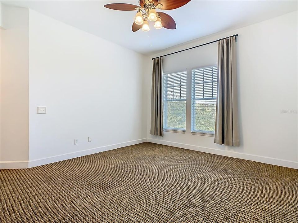 На продажу: $500,000 (3 спален, 2 ванн, 1940 Квадратных фут)