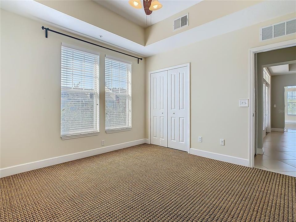 На продажу: $500,000 (3 спален, 2 ванн, 1940 Квадратных фут)