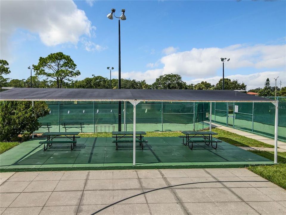 出租: $1,650 (2 贝兹, 2 浴室, 914 平方英尺)