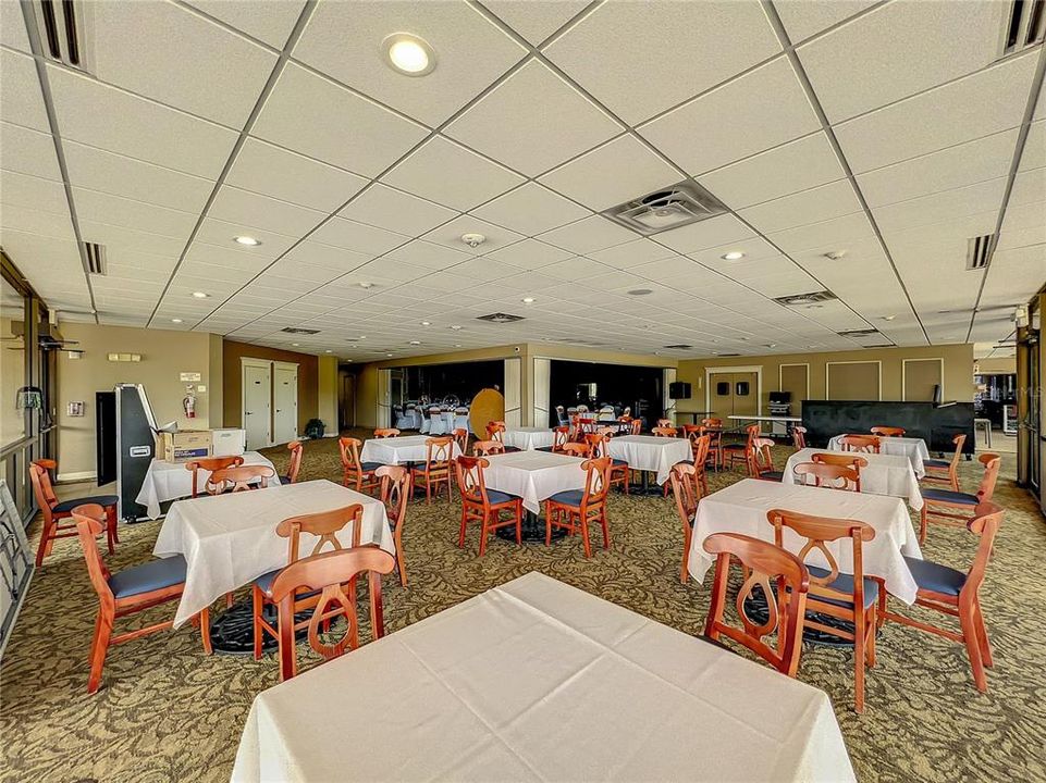 出租: $1,650 (2 贝兹, 2 浴室, 914 平方英尺)