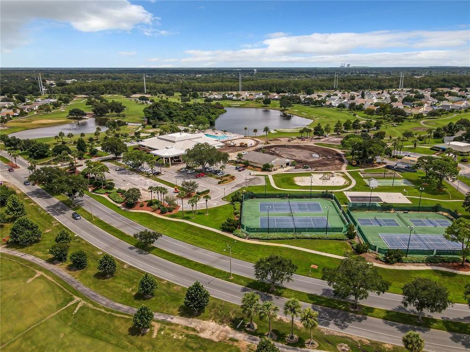 出租: $1,650 (2 贝兹, 2 浴室, 914 平方英尺)