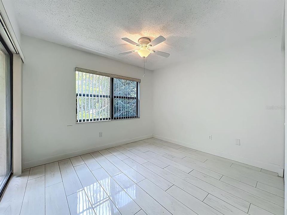 出租: $1,650 (2 贝兹, 2 浴室, 914 平方英尺)