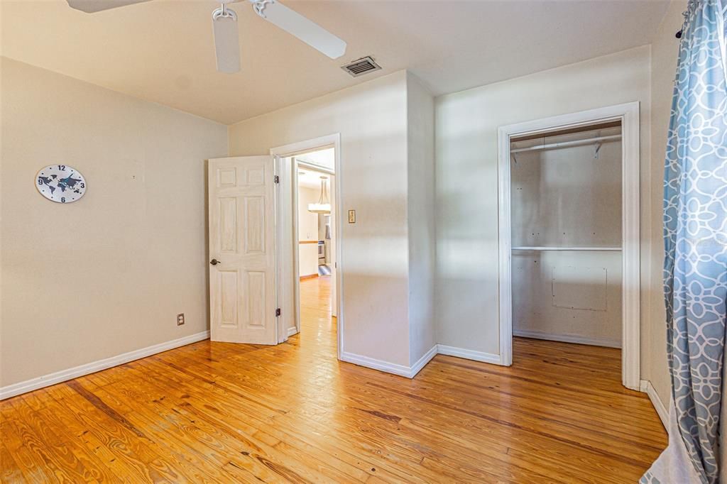 For Sale: $590,000 (4 beds, 3 baths, 2916 Square Feet)