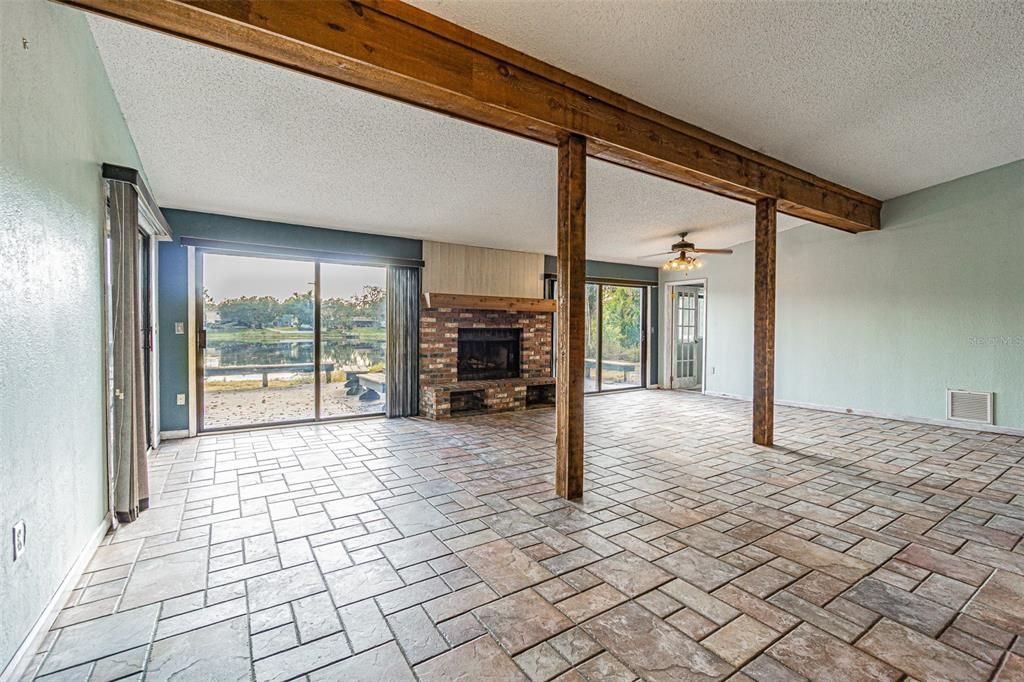 For Sale: $590,000 (4 beds, 3 baths, 2916 Square Feet)