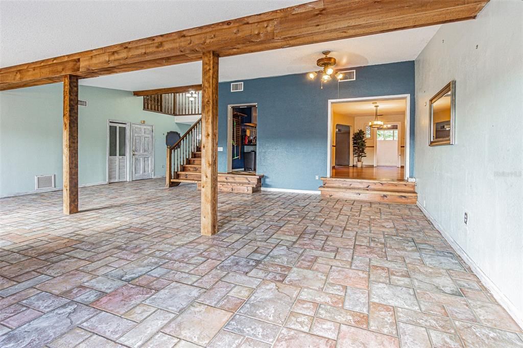 For Sale: $590,000 (4 beds, 3 baths, 2916 Square Feet)