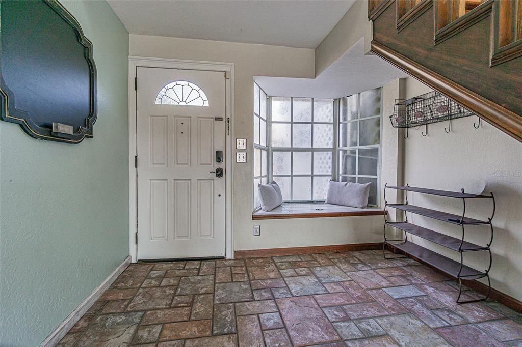 For Sale: $590,000 (4 beds, 3 baths, 2916 Square Feet)