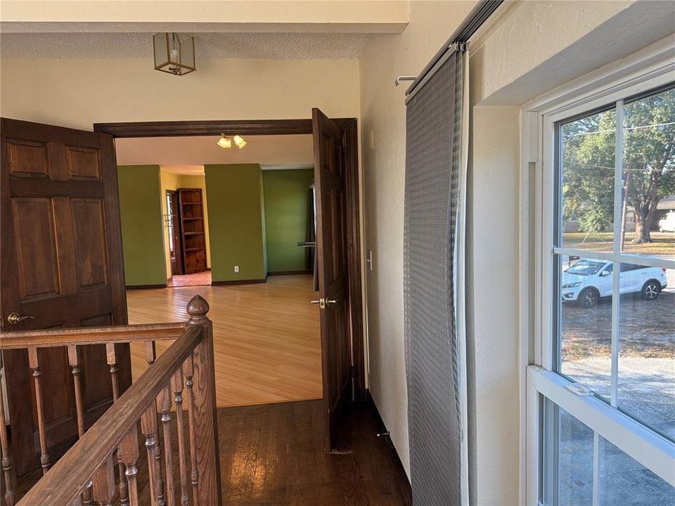 For Sale: $590,000 (4 beds, 3 baths, 2916 Square Feet)