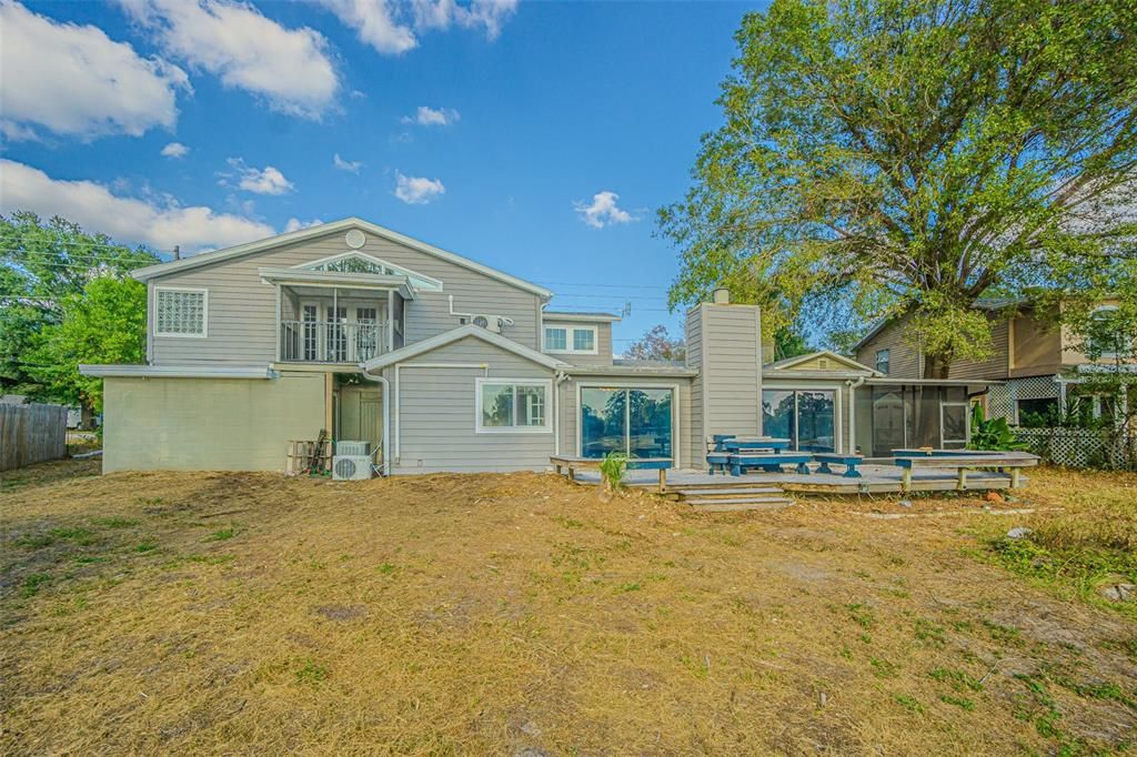 For Sale: $590,000 (4 beds, 3 baths, 2916 Square Feet)