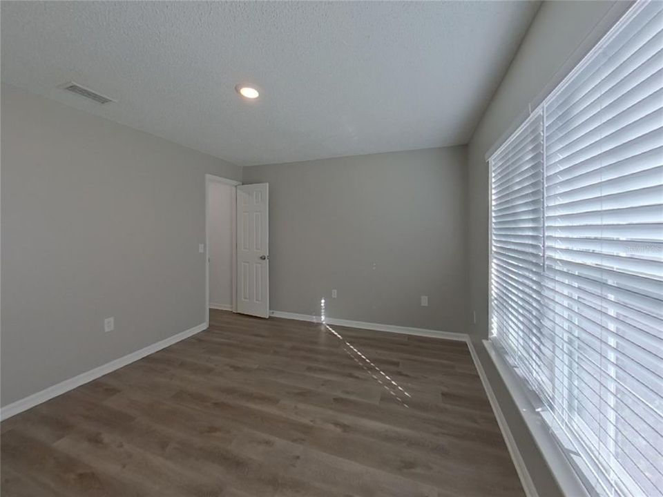 В аренду: $2,329 (4 спален, 2 ванн, 1855 Квадратных фут)