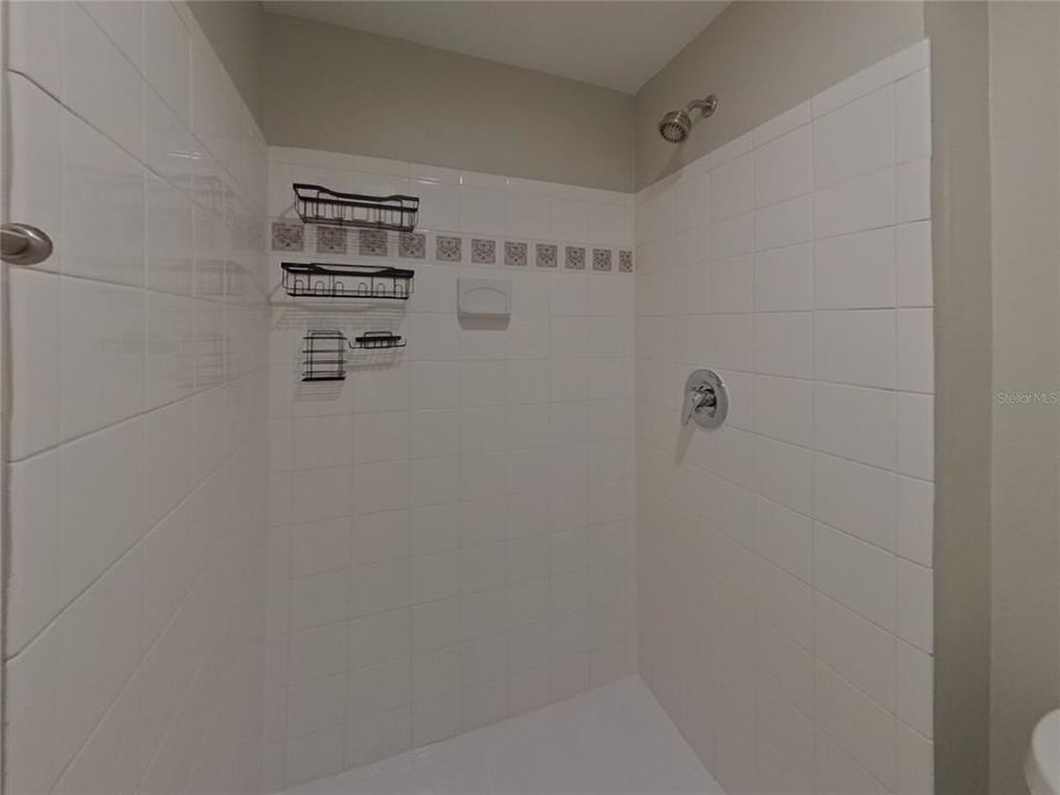 В аренду: $2,329 (4 спален, 2 ванн, 1855 Квадратных фут)