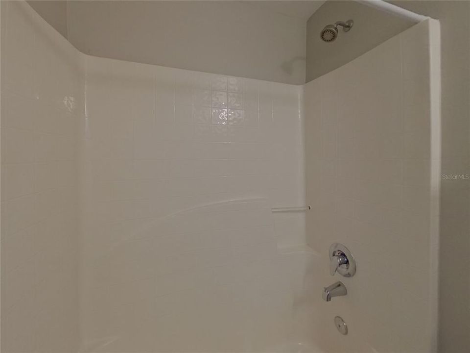 В аренду: $2,329 (4 спален, 2 ванн, 1855 Квадратных фут)