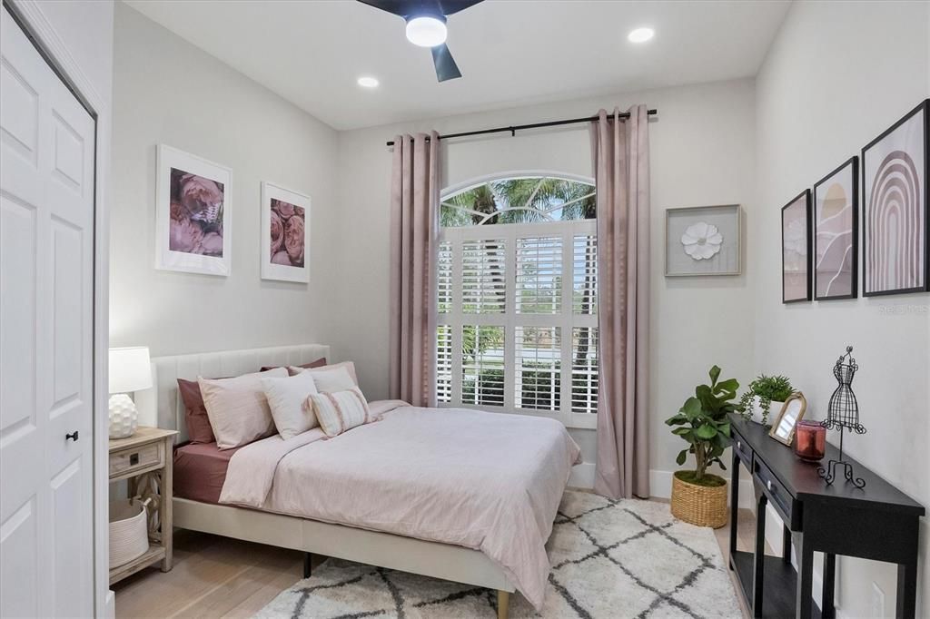 For Sale: $789,000 (3 beds, 2 baths, 1927 Square Feet)