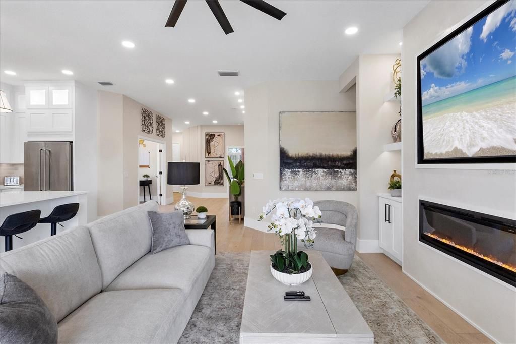 For Sale: $789,000 (3 beds, 2 baths, 1927 Square Feet)