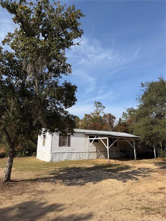 Recently Sold: $69,000 (2 beds, 1 baths, 700 Square Feet)