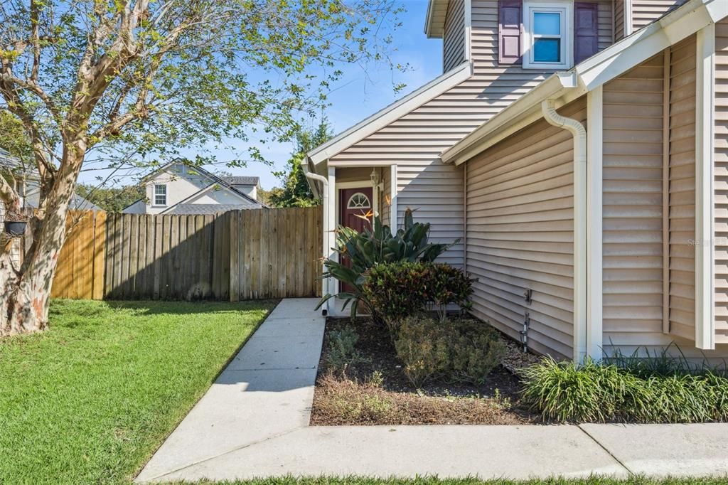 For Sale: $365,000 (3 beds, 2 baths, 1254 Square Feet)