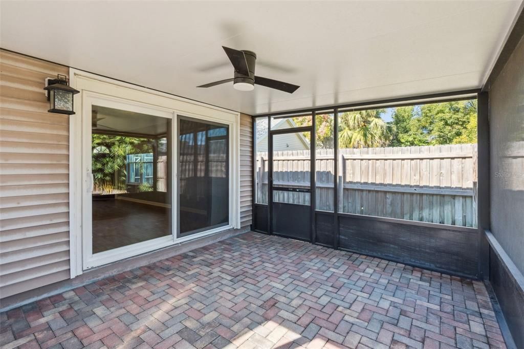 For Sale: $365,000 (3 beds, 2 baths, 1254 Square Feet)