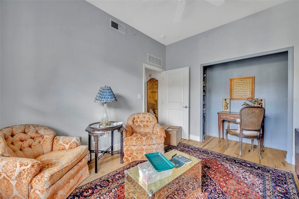 Active With Contract: $419,900 (3 beds, 2 baths, 1603 Square Feet)