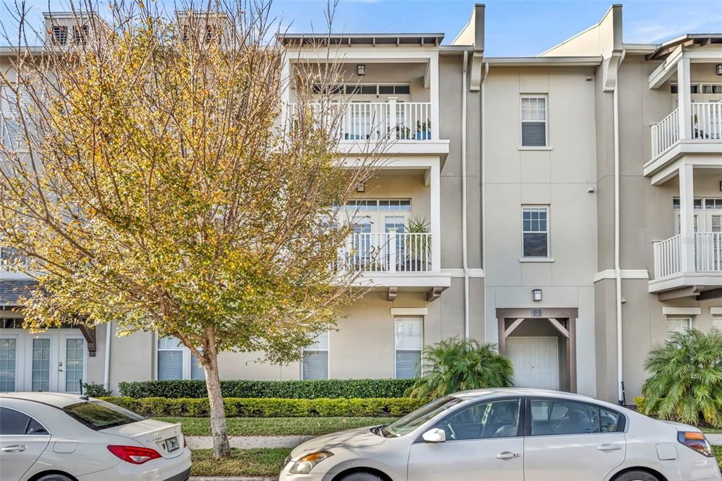 Active With Contract: $419,900 (3 beds, 2 baths, 1603 Square Feet)