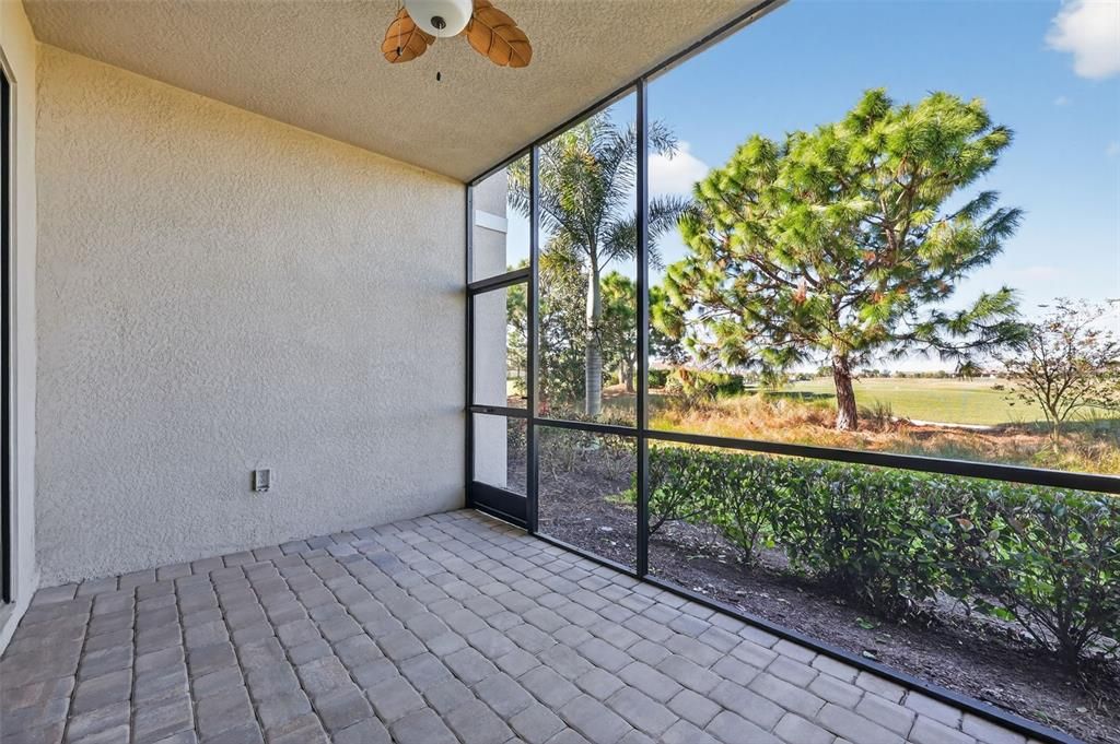 Active With Contract: $385,000 (2 beds, 2 baths, 1329 Square Feet)