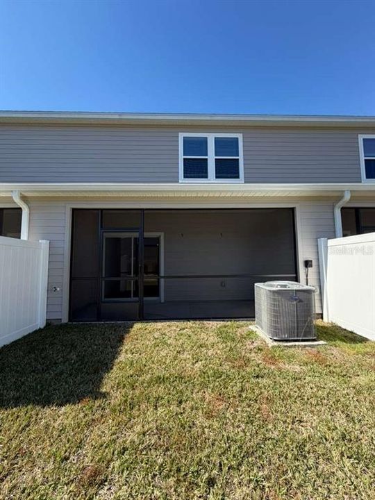 En Renta: $1,750 (3 camas, 2 baños, 1708 Pies cuadrados)