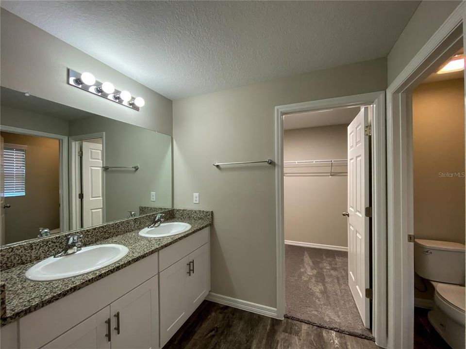 出租: $2,350 (4 贝兹, 2 浴室, 1850 平方英尺)