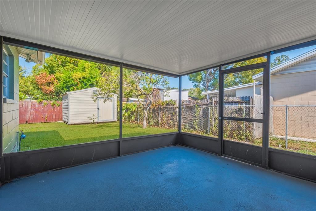 На продажу: $299,900 (3 спален, 1 ванн, 861 Квадратных фут)