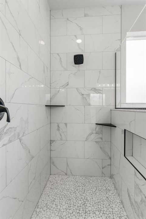 For Sale: $439,900 (4 beds, 2 baths, 2131 Square Feet)