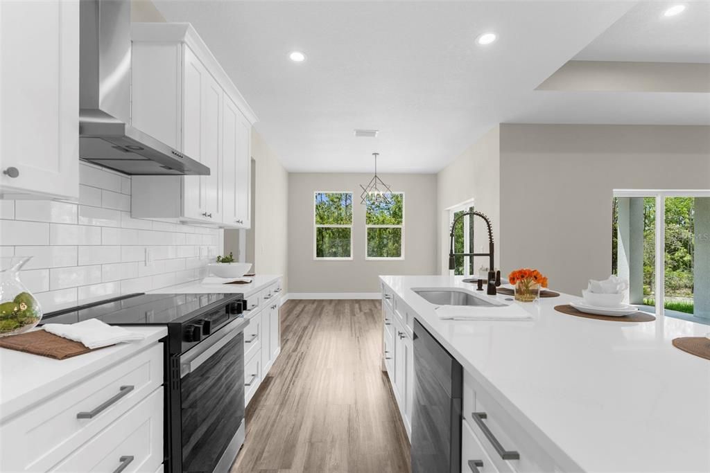 For Sale: $439,900 (4 beds, 2 baths, 2131 Square Feet)