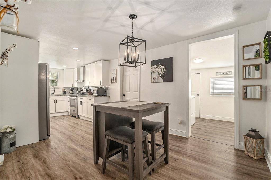 En Venta: $270,000 (3 camas, 2 baños, 1184 Pies cuadrados)