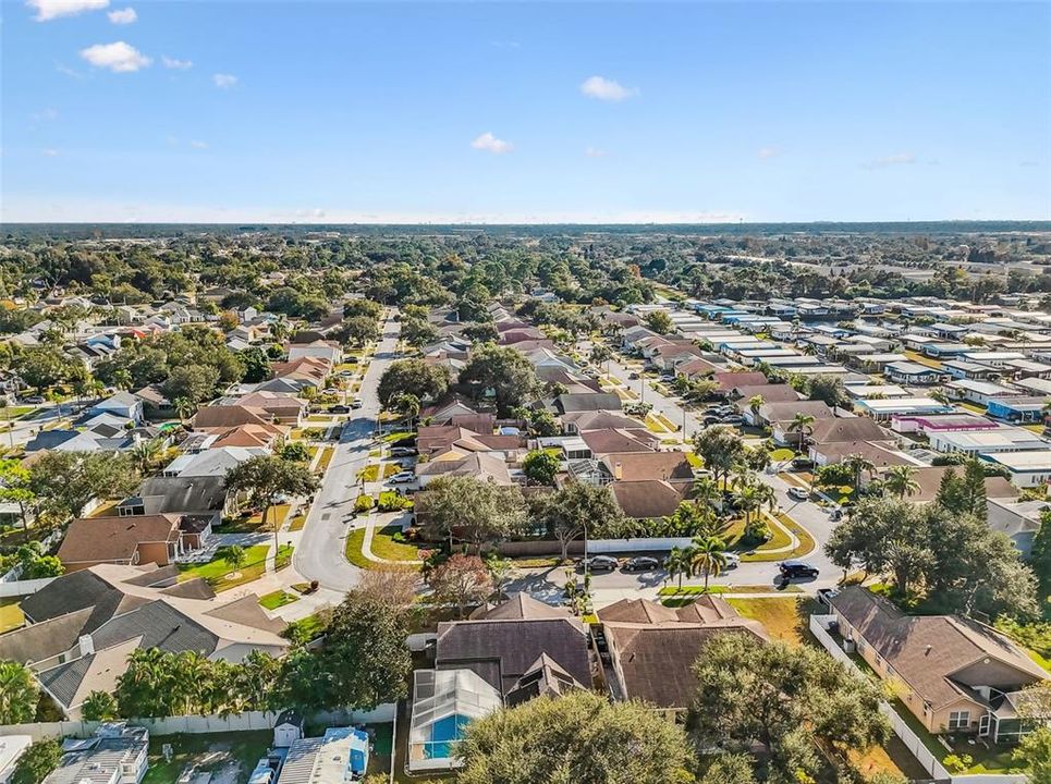 Под контрактом: $585,000 (4 спален, 3 ванн, 2078 Квадратных фут)