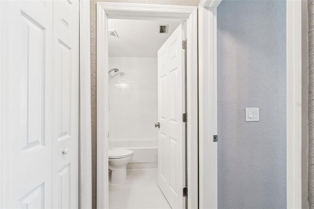 Под контрактом: $585,000 (4 спален, 3 ванн, 2078 Квадратных фут)