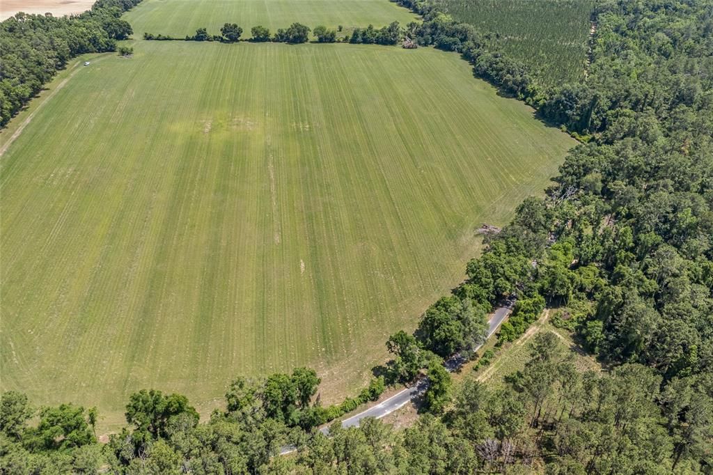 En Venta: $1,750,000 (119.00 acres)