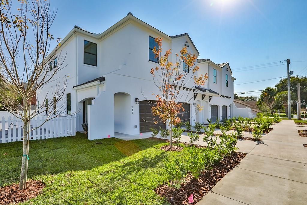 For Rent: $3,500 (3 beds, 2 baths, 1420 Square Feet)