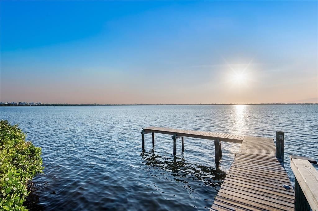 For Sale: $1,295,000 (0.38 acres)