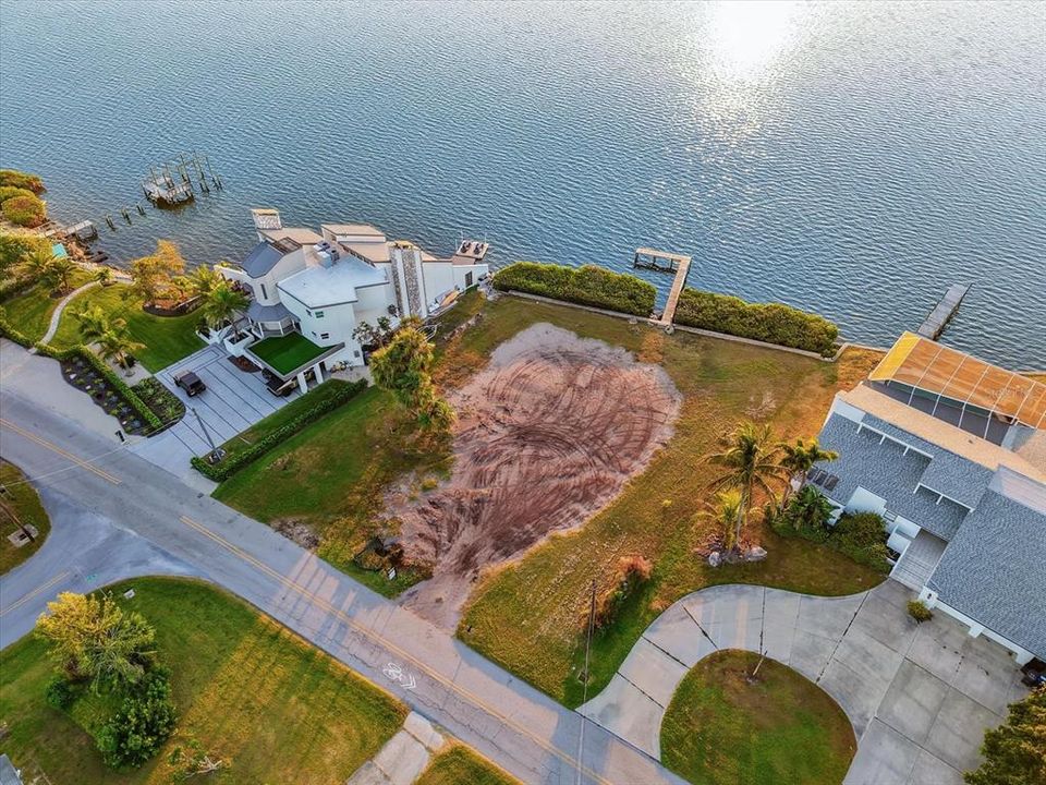 For Sale: $1,295,000 (0.38 acres)