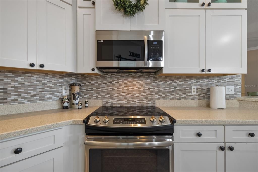 For Sale: $585,000 (4 beds, 3 baths, 2554 Square Feet)