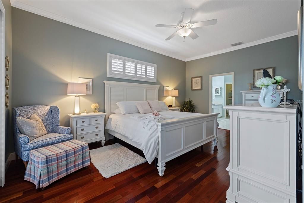 For Sale: $585,000 (4 beds, 3 baths, 2554 Square Feet)