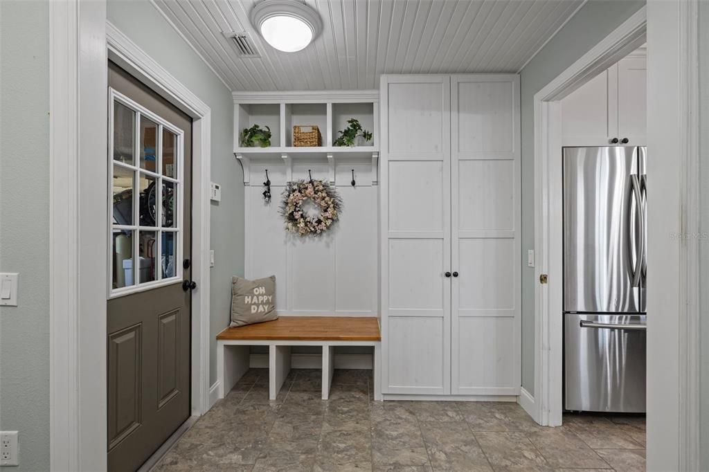 For Sale: $585,000 (4 beds, 3 baths, 2554 Square Feet)