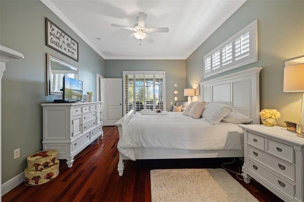 For Sale: $585,000 (4 beds, 3 baths, 2554 Square Feet)