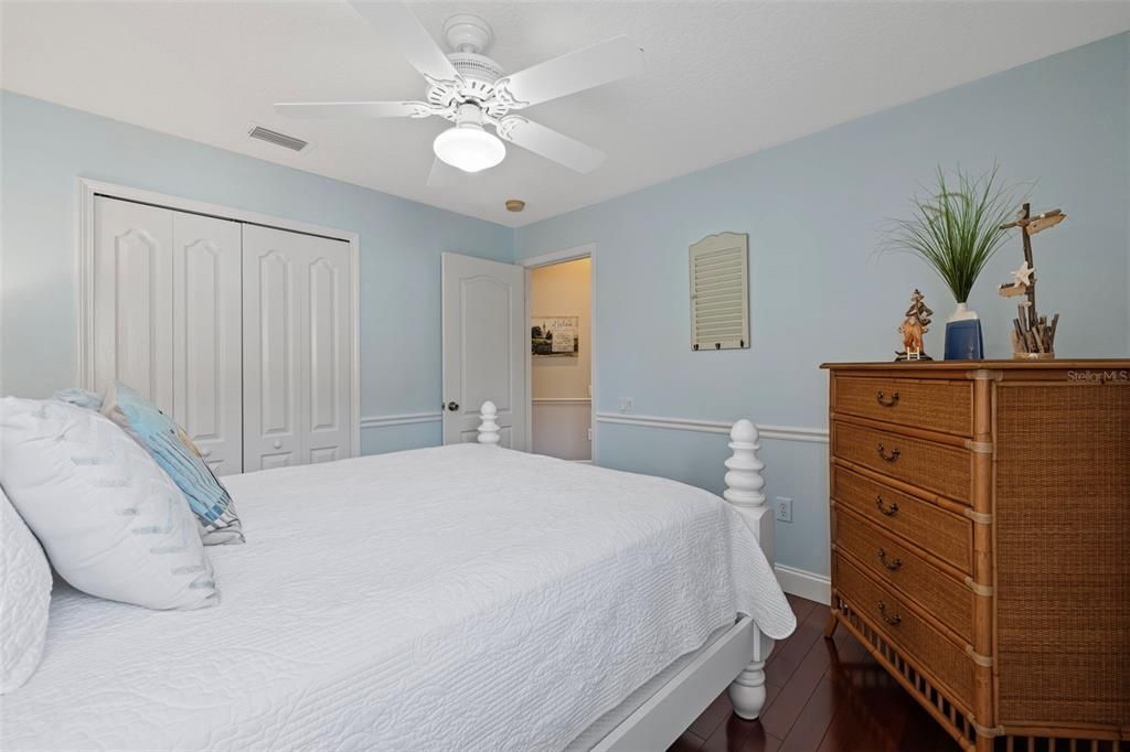 For Sale: $585,000 (4 beds, 3 baths, 2554 Square Feet)