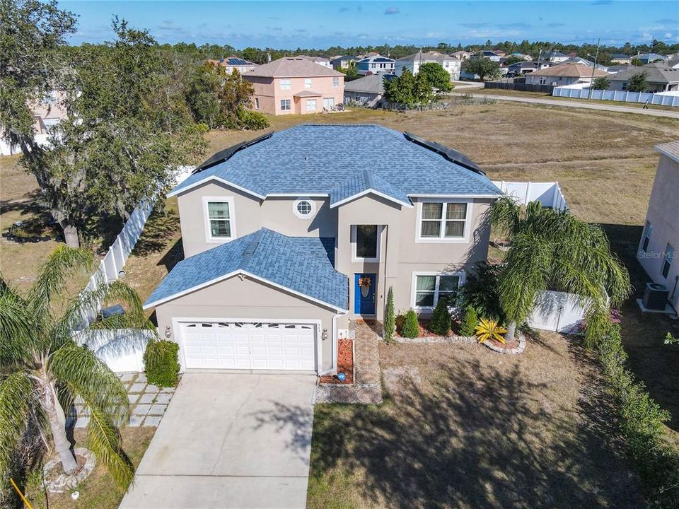 待售: $350,000 (4 贝兹, 2 浴室, 2104 平方英尺)